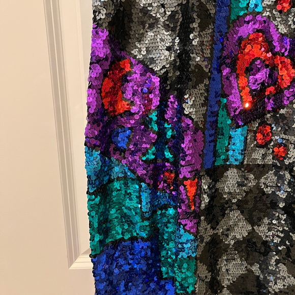 Gently Used Size 12 Sequined Formal Dress by Peak Evenings - Picture 6 of 6